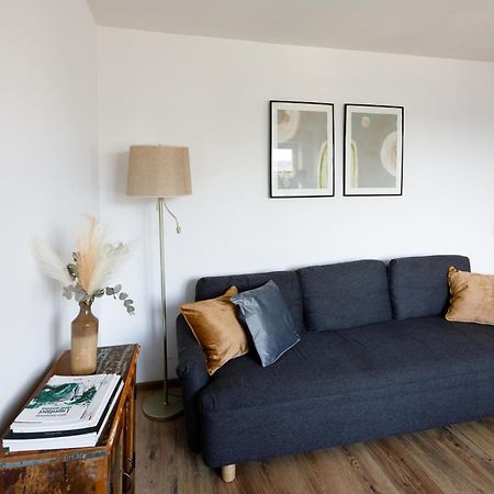 Brivibas Yard Apartment With Parking In City Center Ρίγα Εξωτερικό φωτογραφία